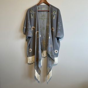 Kimono with fringe